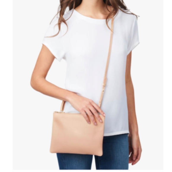 Cuyana Handbags - Cuyana Leather Crossbody Pouch Purse